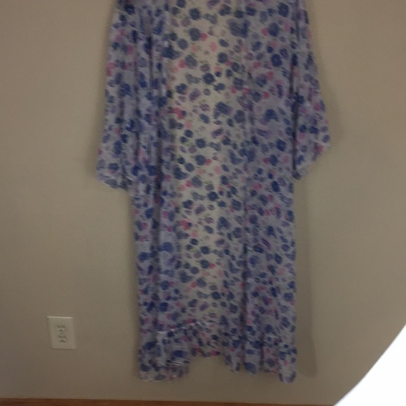 Loft Outlet Semi-Sheer Floral Duster Robe with Ruffle Size XS/S - Picture 3 of 11